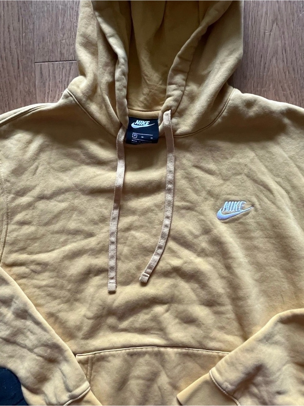 Nike Men's Mustard Yellow Pullover Hoodie M